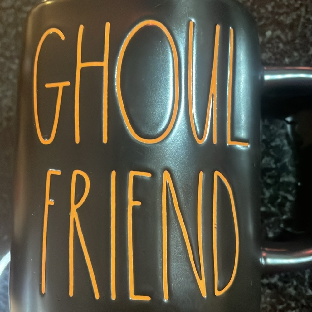 Rae Dunn - Ghoul Friend - Halloween is coming - Picture 5 of 5